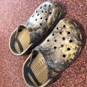 Crocs Camo